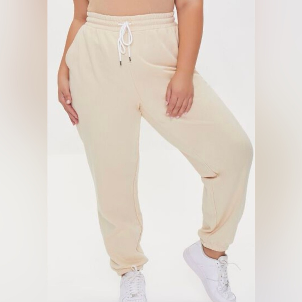 Forever 21 ~ XS Tan Sweatpants